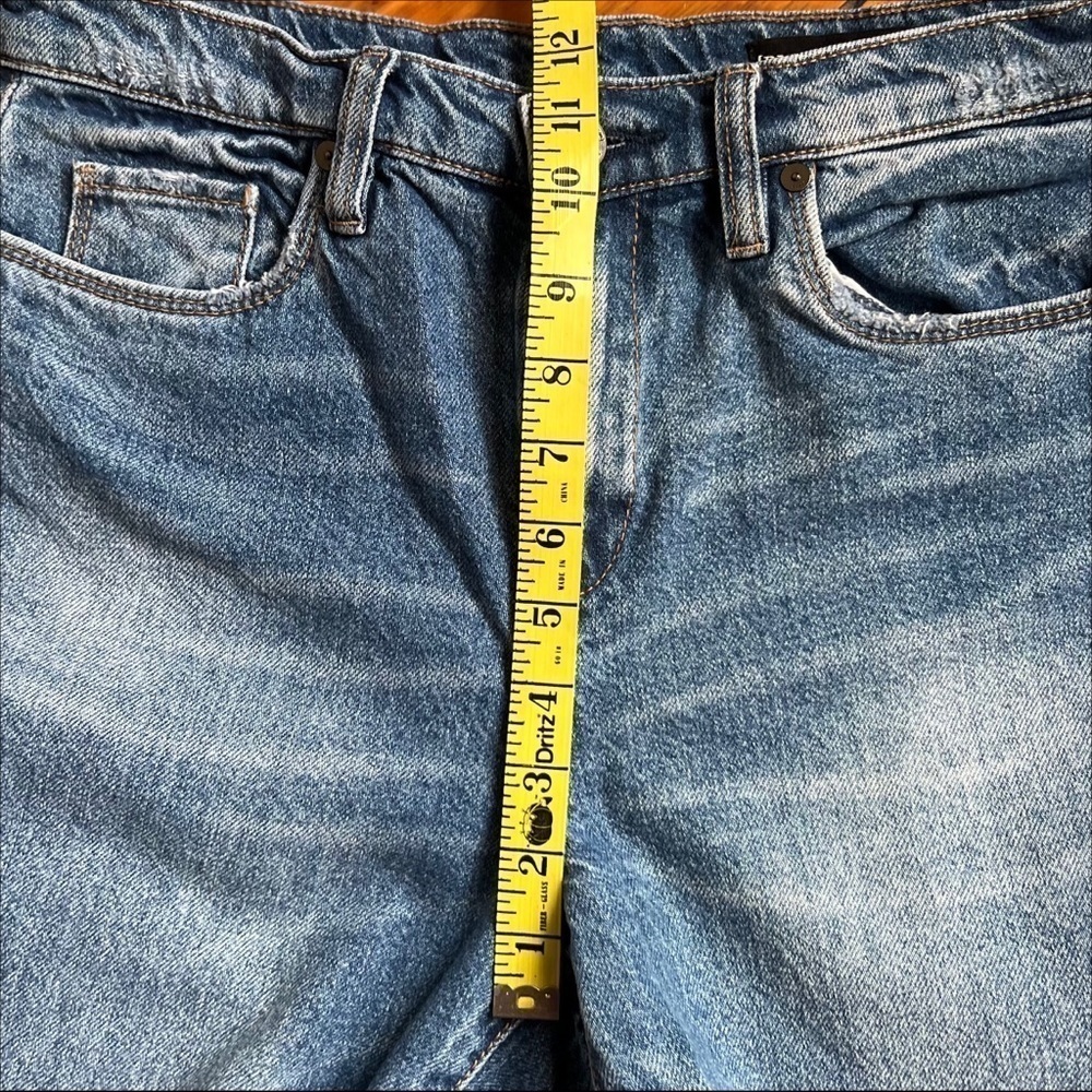 Blank NYC Stagger Raw Hem Straight Leg Cropped Jeans Size 28 - Picture 10 of 13